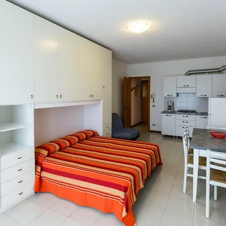 Holiday Villaggio Luna 2 Ivn01385 Dyg